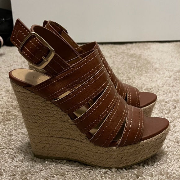 Wedges - Picture 3 of 3